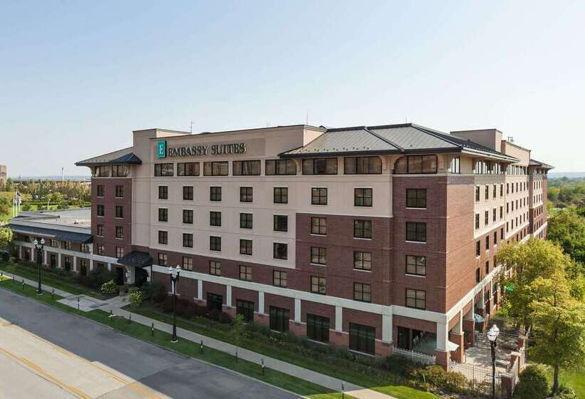 בית מלון כפרי Embassy Suites By Hilton Omaha Downtown Old Market