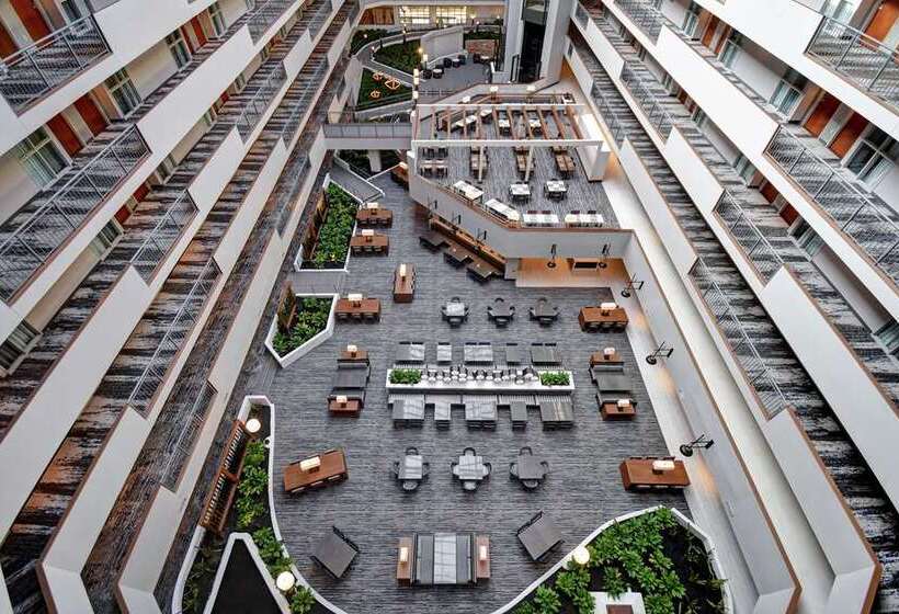 בית מלון כפרי Embassy Suites By Hilton Omaha Downtown Old Market