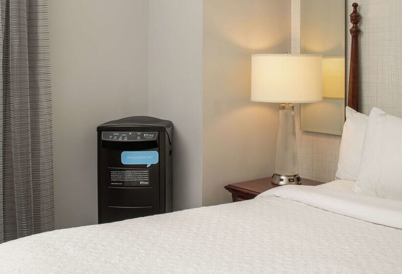 هتل Embassy Suites By Hilton Portland Downtown