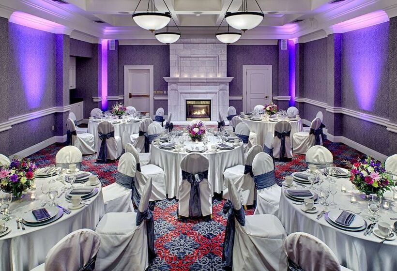 هتل Embassy Suites By Hilton Portland Downtown