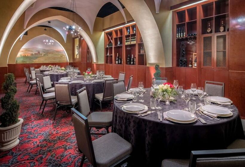 هتل Embassy Suites By Hilton Portland Downtown