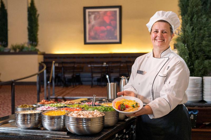 هتل Embassy Suites By Hilton Portland Downtown