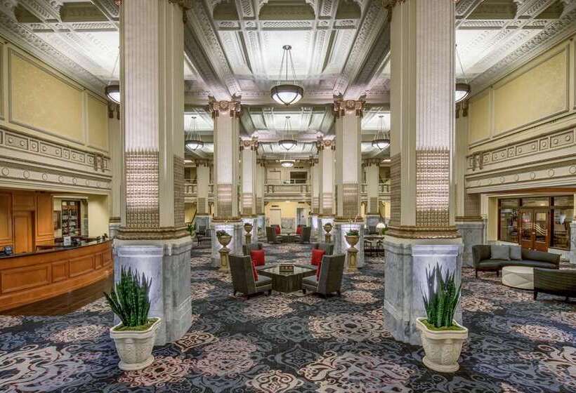 هتل Embassy Suites By Hilton Portland Downtown