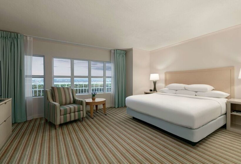 Embassy Suites By Hilton San Juan Hotel & Casino