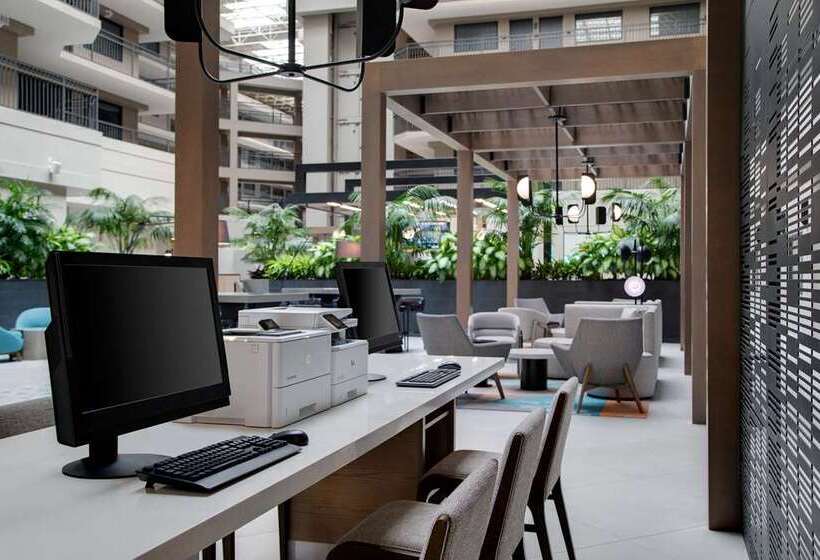 فندق Embassy Suites By Hilton San Rafael Marin County