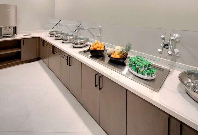 فندق Embassy Suites By Hilton San Rafael Marin County