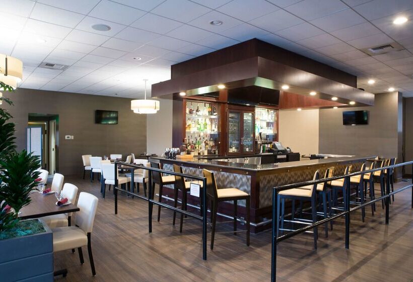 בית מלון כפרי Embassy Suites By Hilton Seattle Bellevue