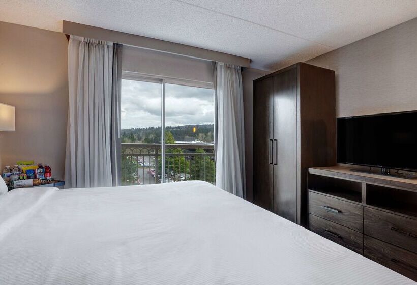 בית מלון כפרי Embassy Suites By Hilton Seattle Bellevue