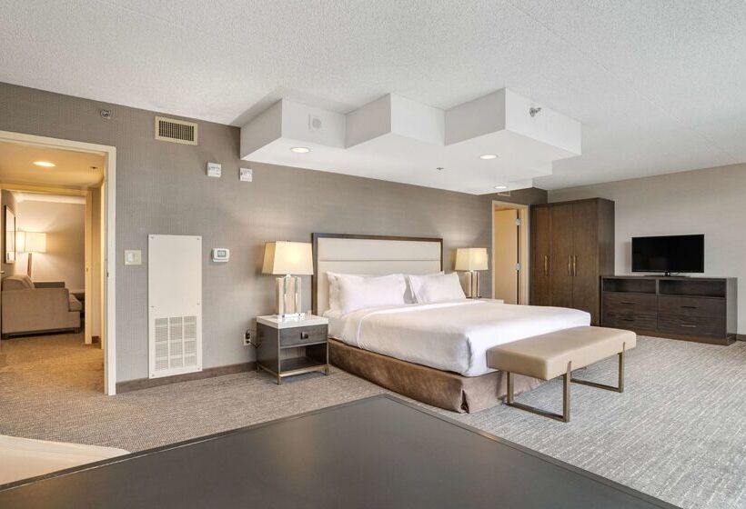 فندق Embassy Suites By Hilton Seattle Bellevue