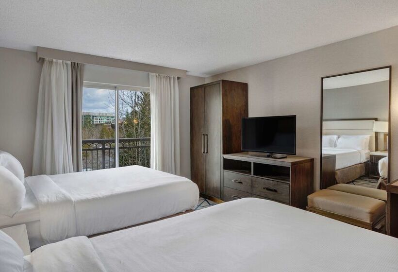 فندق Embassy Suites By Hilton Seattle Bellevue