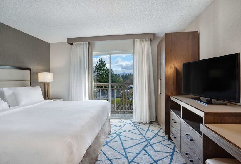 בית מלון כפרי Embassy Suites By Hilton Seattle Bellevue