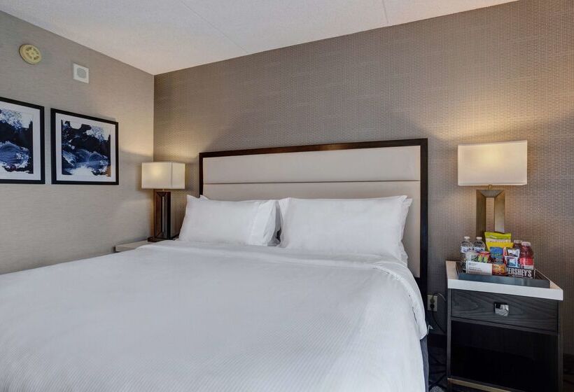 בית מלון כפרי Embassy Suites By Hilton Seattle Bellevue