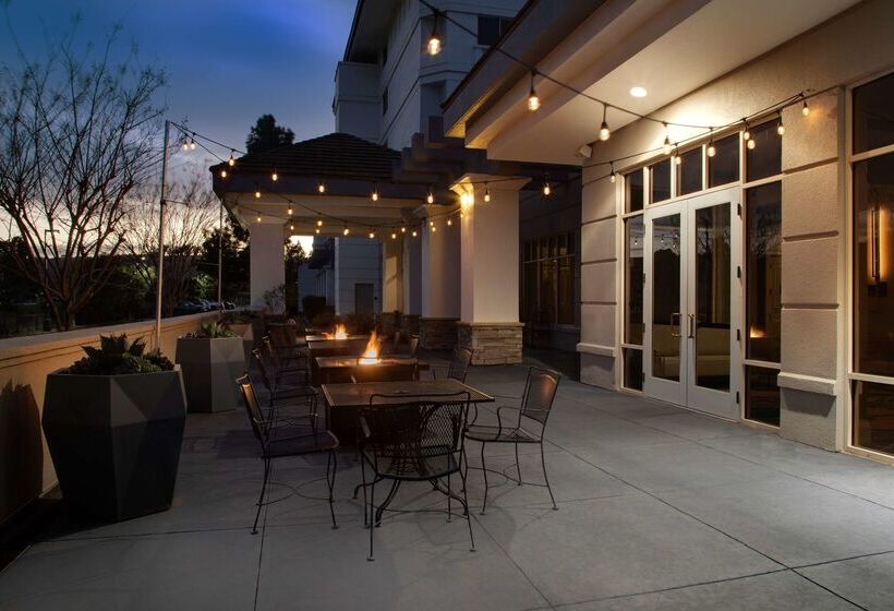 فندق Embassy Suites By Hilton San Rafael Marin County