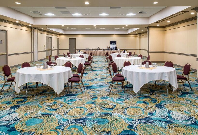 호텔 Embassy Suites By Hilton Seattle Tacoma International Airport