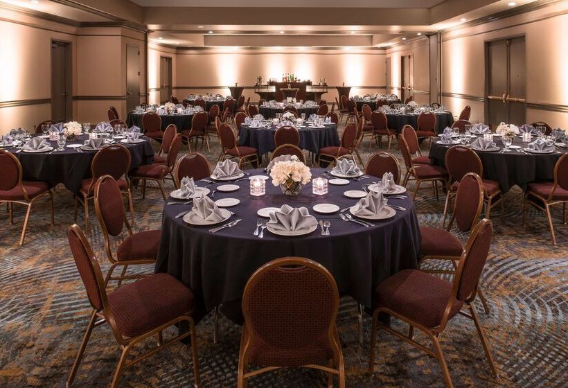 호텔 Embassy Suites By Hilton Seattle Tacoma International Airport