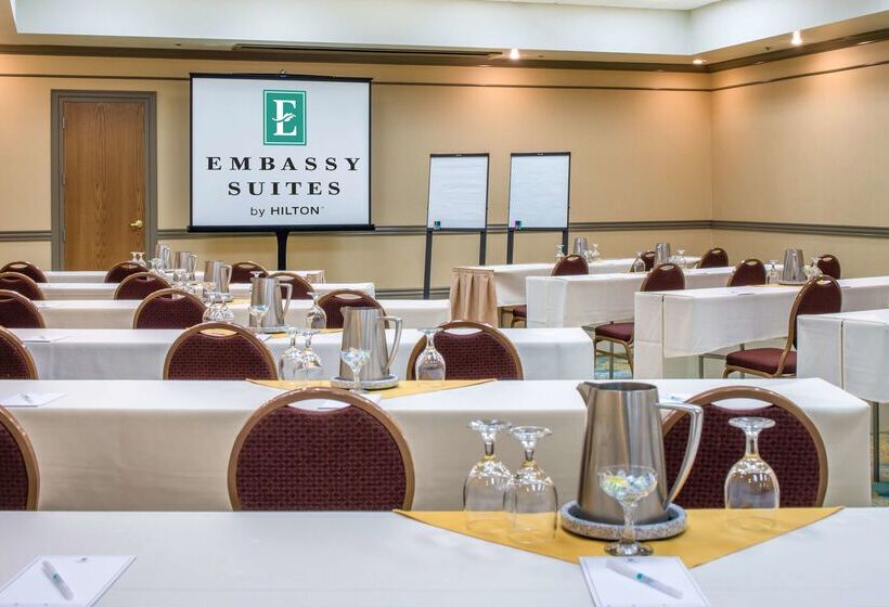 호텔 Embassy Suites By Hilton Seattle Tacoma International Airport