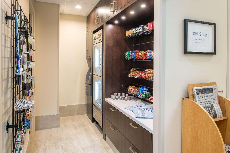 호텔 Embassy Suites By Hilton Seattle Tacoma International Airport