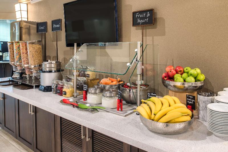 호텔 Embassy Suites By Hilton Seattle Tacoma International Airport