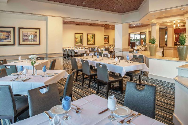 호텔 Embassy Suites By Hilton Seattle Tacoma International Airport