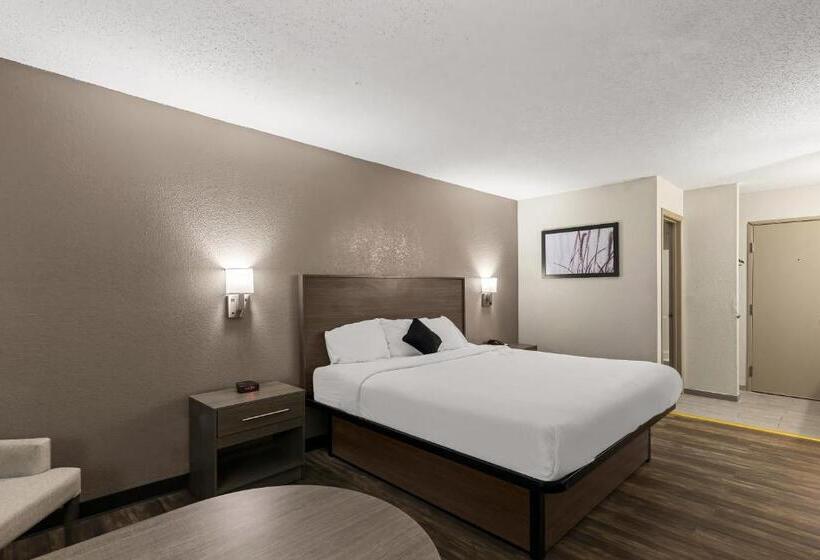 בית מלון כפרי Red Lion Inn & Suites Caseyville