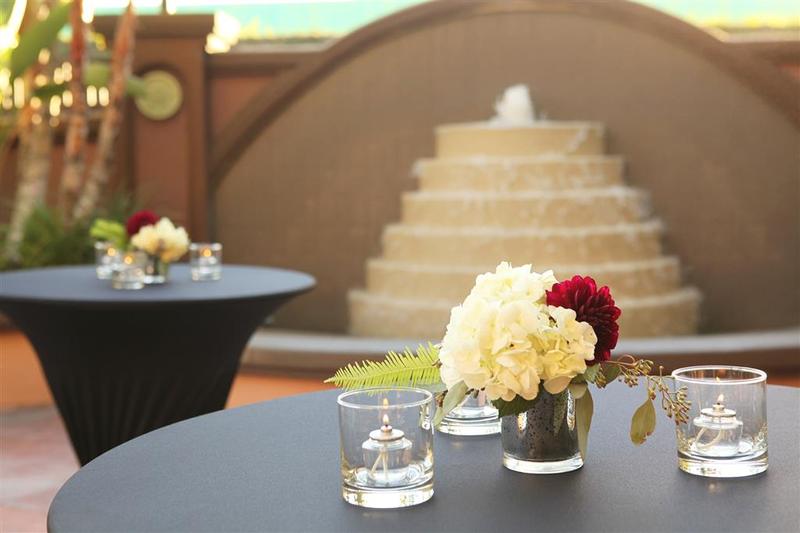 בית מלון כפרי Four Points By Sheraton Anaheim