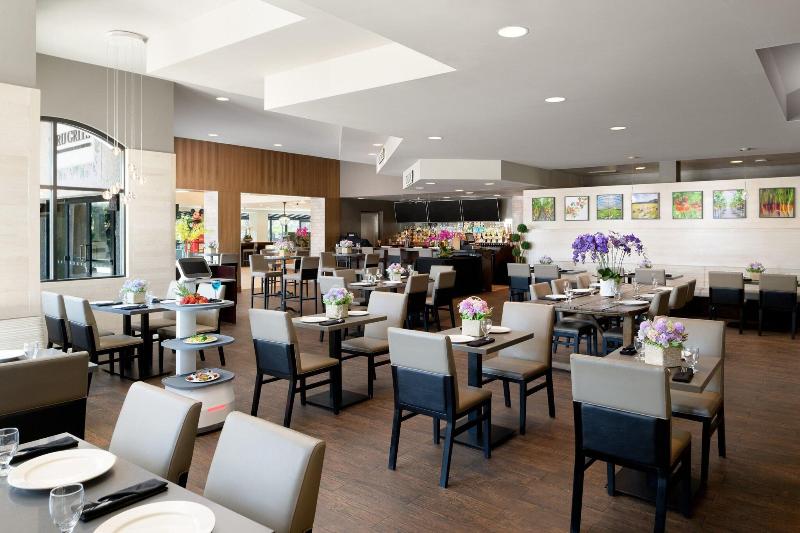 בית מלון כפרי Four Points By Sheraton Anaheim