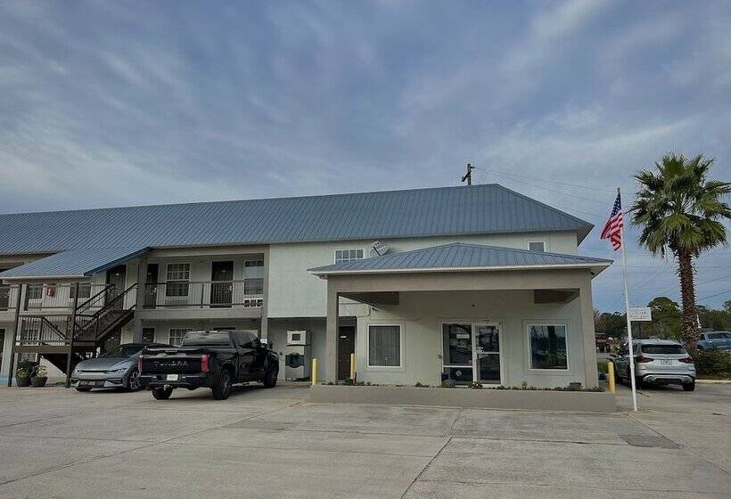 فندق Garden Inn & Suites