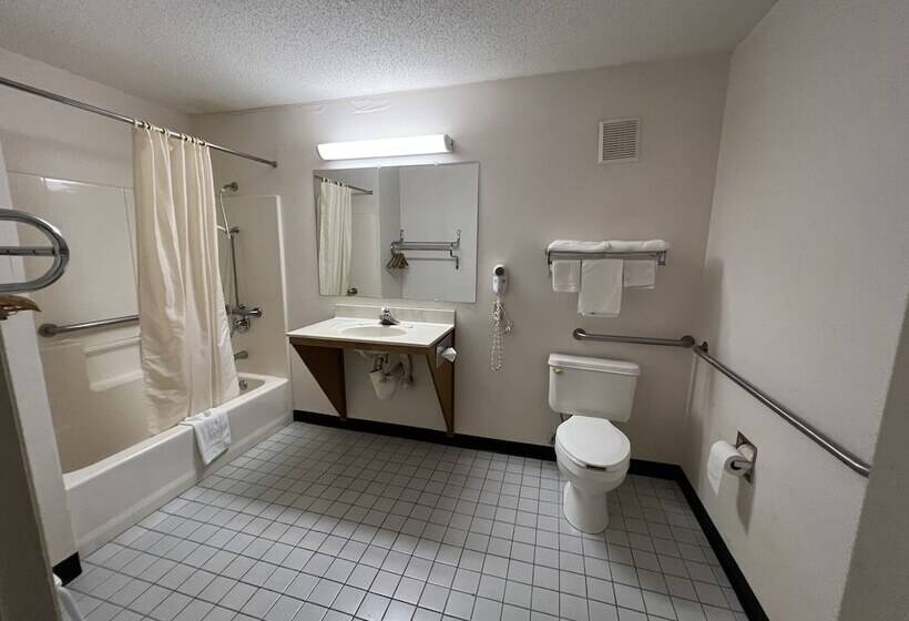 فندق Garden Inn & Suites