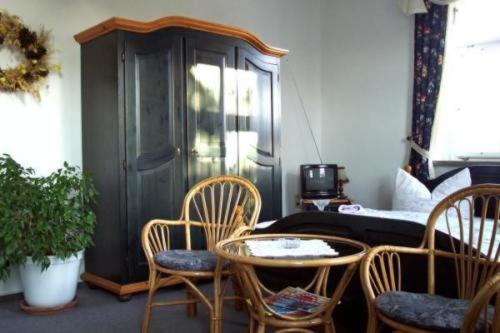 ホテル Gasthof Zur Linde