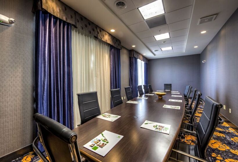 فندق Holiday Inn Express Richmond, An Ihg