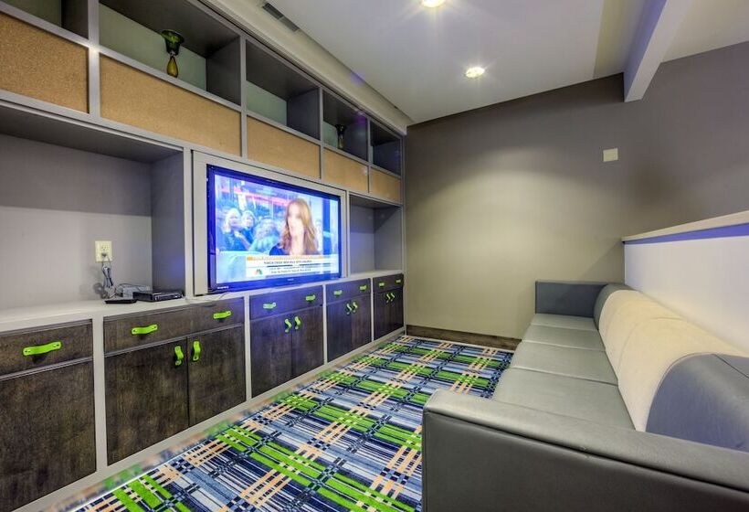 فندق Holiday Inn Express Richmond, An Ihg