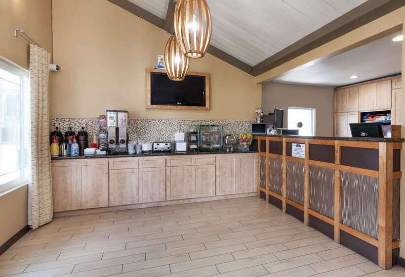 酒店 Howard Johnson By Wyndham National City/san Diego South