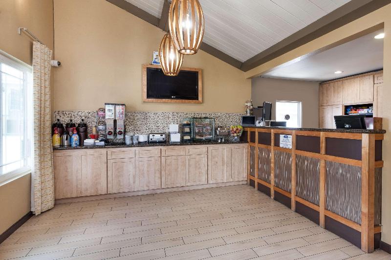 酒店 Howard Johnson By Wyndham National City/san Diego South