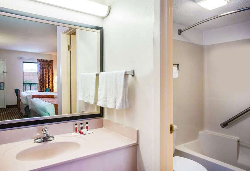 호텔 Howard Johnson By Wyndham Panama City