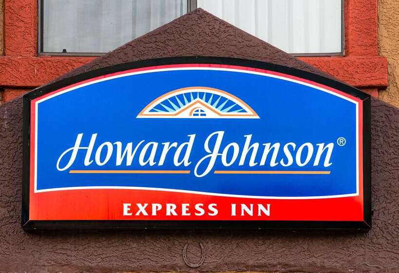 فندق Howard Johnson By Wyndham Williams