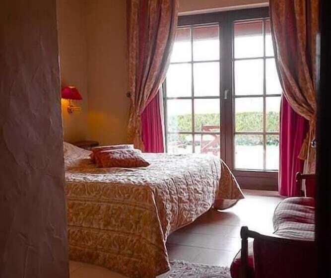 فندق Hôtel La Grappe D Or