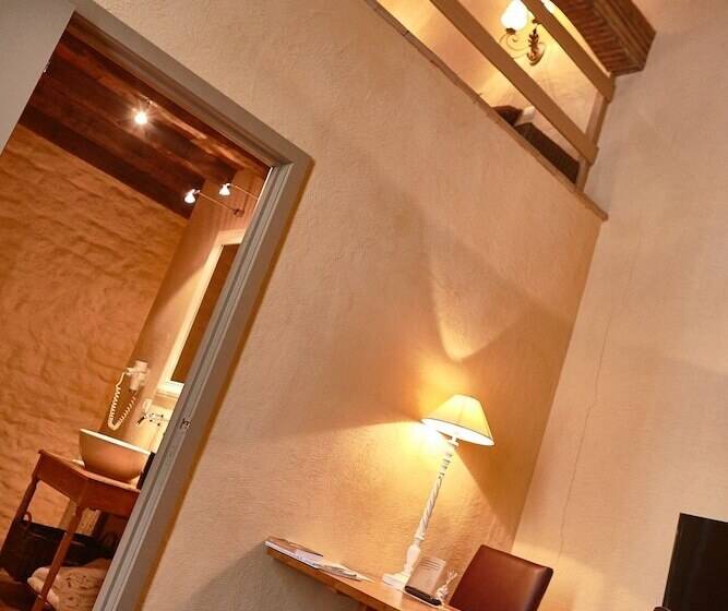 فندق Hôtel La Grappe D Or