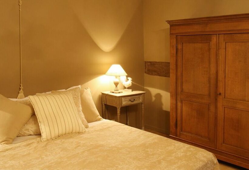 فندق Hôtel La Grappe D Or