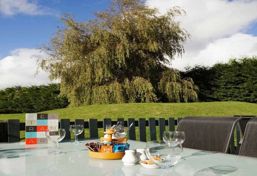 ホテル Ibis Plymouth