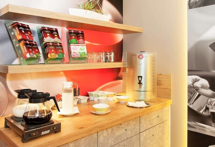 酒店 Ibis Saarbrücken City