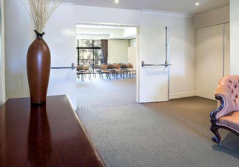 בית מלון כפרי Ibis Styles Tamworth