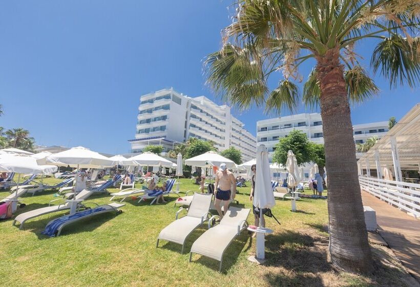 هتل Iliada Beach