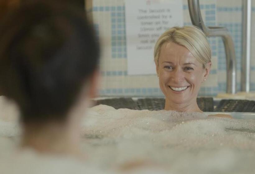 Отель Inishowen Gateway