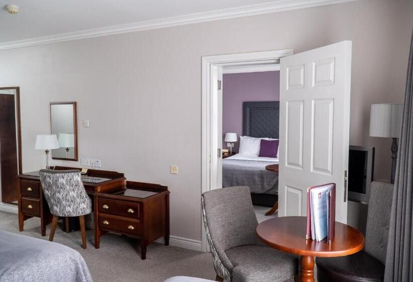 Отель Inishowen Gateway