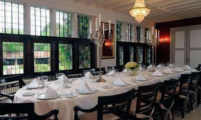 Отель Kasteel Wurfeld