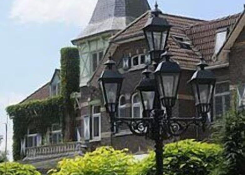 Отель Kasteel Wurfeld