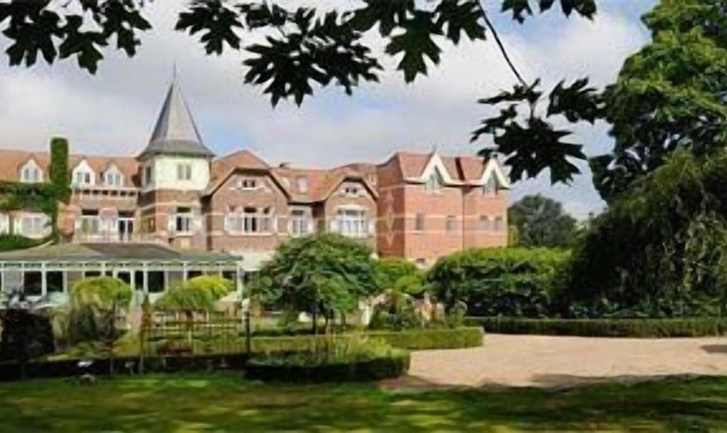 Отель Kasteel Wurfeld