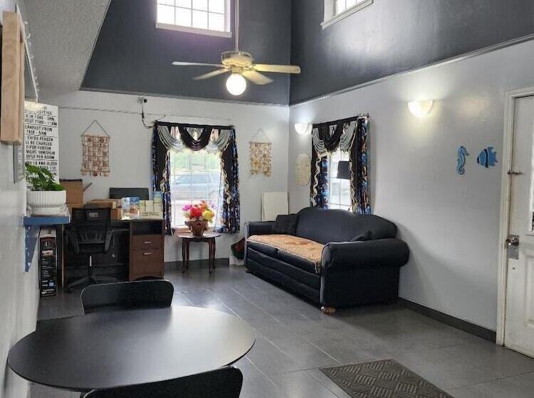 ホテル Key West Inn Clanton