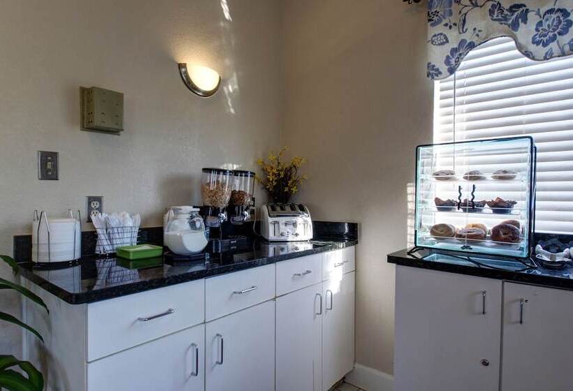 فندق Key West Inn Tunica Resort