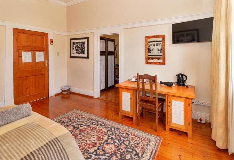 酒店 King George S Guest House